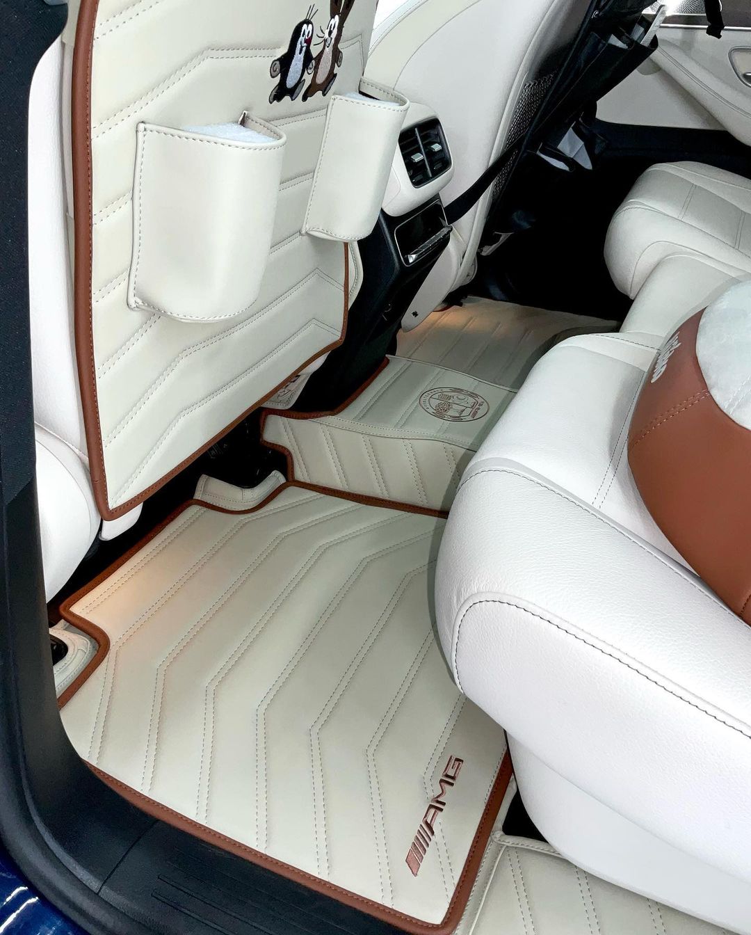 Alabaster Elegance - Image 3