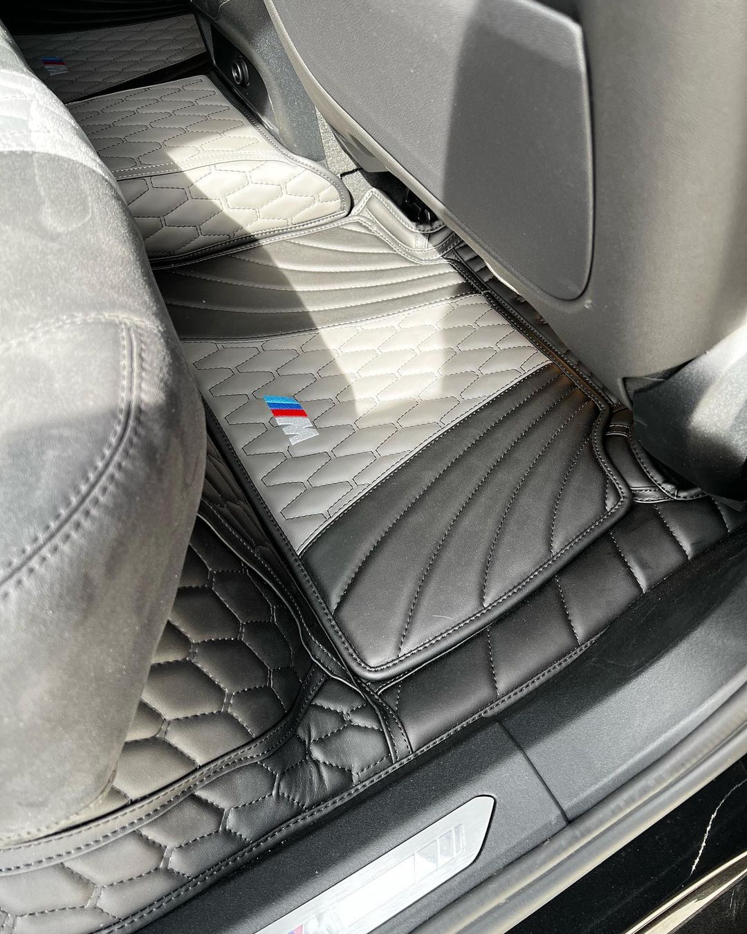 Modern Crest - Image 4