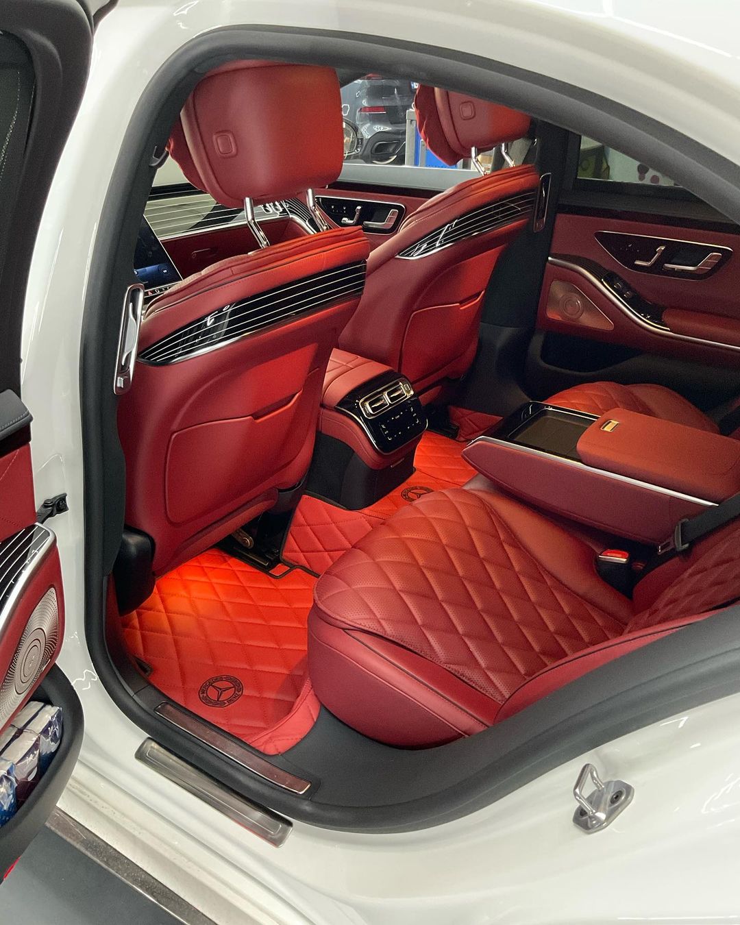 Scarlet Horizon - Image 4